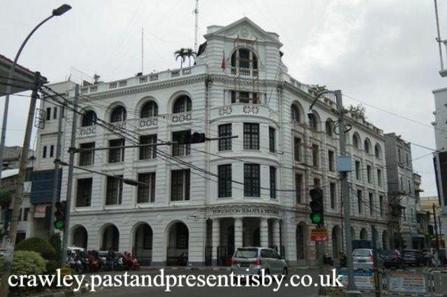 Wisata Budaya ke Gedung London Sumatera Napak