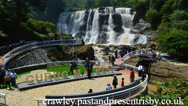 Curug Malela: Keindahan Air Terjun Eksotis di Bandung Barat