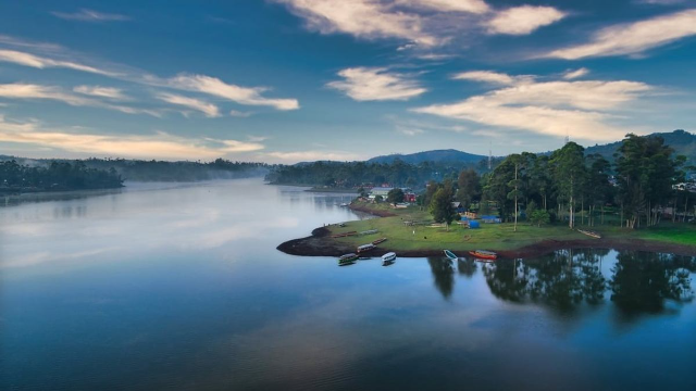 Situ Cileunca: Wisata Alam Pangalengan yang Menyegarkan Jiwa